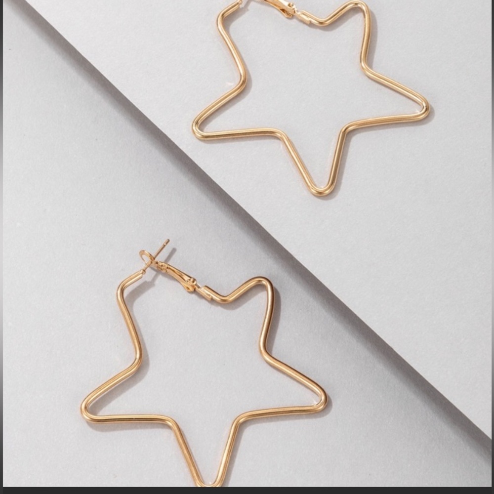 💛✨3 for$23💛NWT Gold Star Hoops✨💛